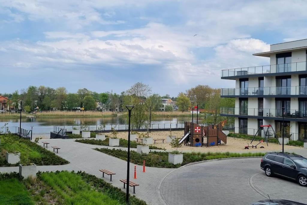 Wspanialy Apartament & Spa Nad Morzem Dziwnów エクステリア 写真